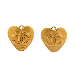 Chanel CC Hearts Clip On Earrings Metal